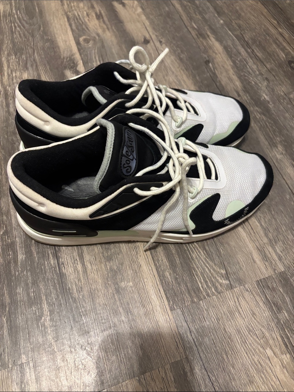 Men's Low-Top Mesh Sneakers - White, Black & Mint glow in the dark